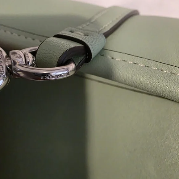 Coach Hampton Y2K Pistachio Leather Shoulder Bag - Picture 5 of 12